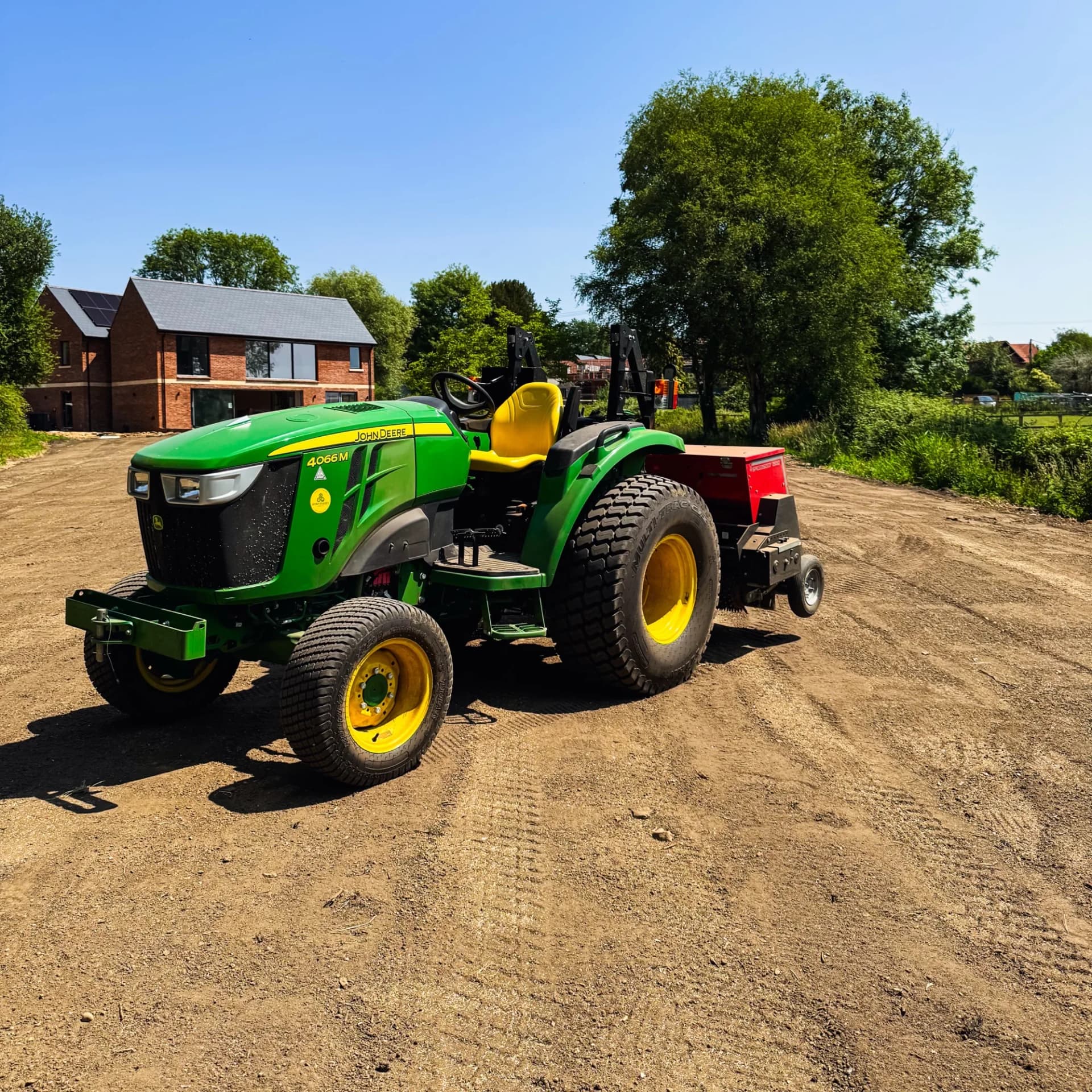 John Deere 4066M and Speedseed 1500